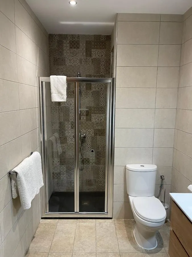 Spinola Bay Apt - Beatiful 3-Double Bed Apt Near Beach In Prime Location Saint Julian's 0*,  Μάλτα