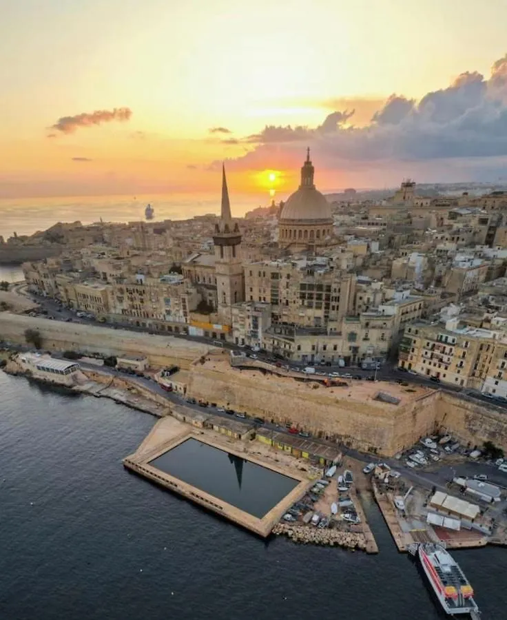 Spinola Bay Apt - Beatiful 3-Double Bed Apt Near Beach In Prime Location Saint Julian's 0*,  Μάλτα